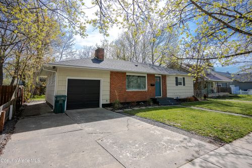 1004 N 7th St, Coeur D Alene, ID, 83814-3126 | Card Image