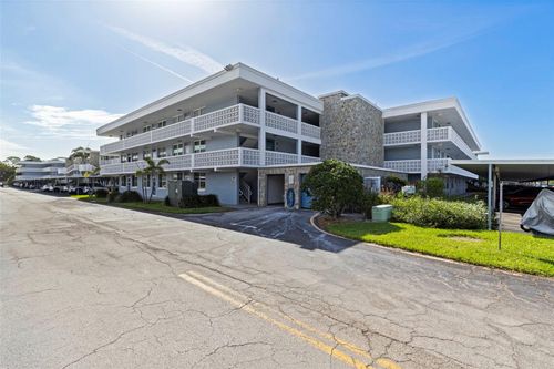 207-4895 Bay St Ne, SAINT PETERSBURG, FL, 33703-4073 | Card Image