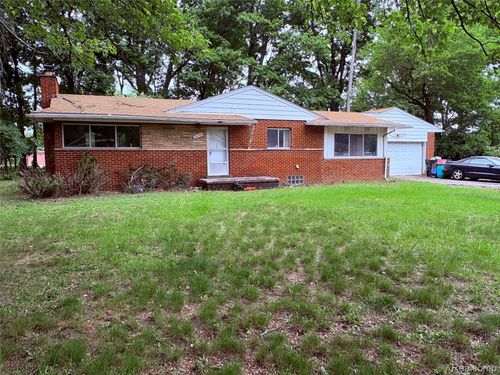 25240 Muerland Rd, Southfield, MI, 48033-5357 | Card Image