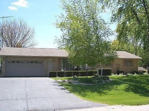 12628 Willow Ln, Genoa, IL, 60135-8336 | Card Image