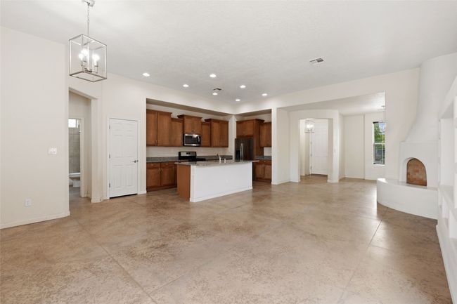 109 Rancho Viejo Blvd, House other with 3 bedrooms, 2 bathrooms and 4 parking in Santa Fe NM | Image 5