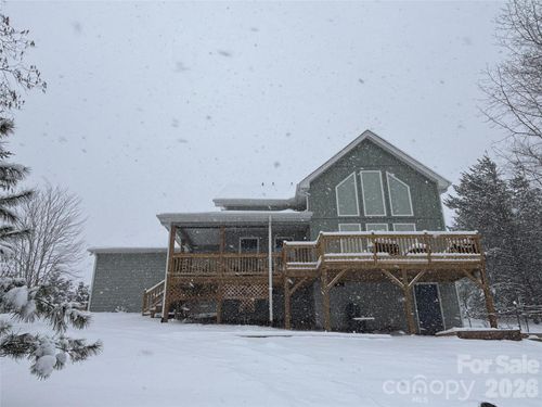 631 Mountain Pkwy, Mill Spring, NC, 28756-5841 | Card Image