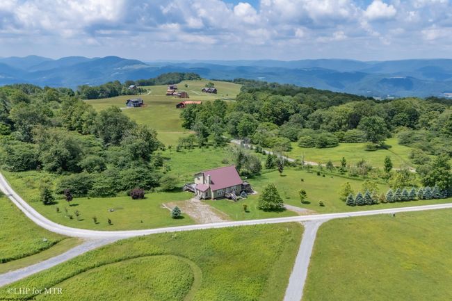 76 Pointy Knob Rd, House other with 3 bedrooms, 3 bathrooms and 3 parking in Davis WV | Image 49