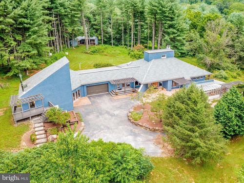 15746 Union Chapel Rd, WOODBINE, MD, 21797-7710 | Card Image