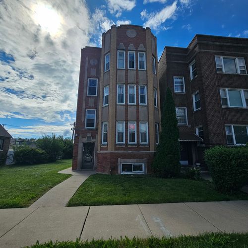 619 E 102nd Pl, Chicago, IL, 60628-2206 | Card Image