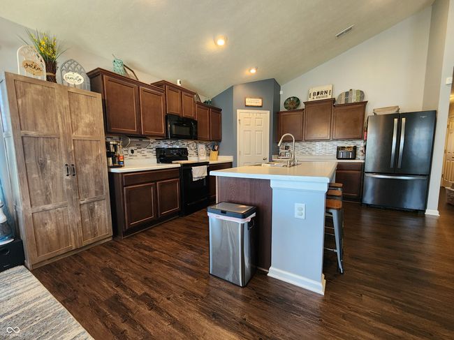 7511 Eddie Ln, House other with 3 bedrooms, 2 bathrooms and null parking in Camby IN | Image 6