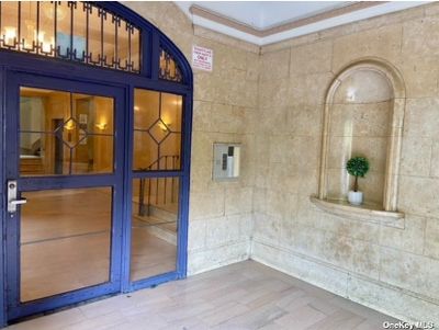 41 - 812 Riverside Drive, Condo with 3 bedrooms, 2 bathrooms and null parking in New York NY | Image 3