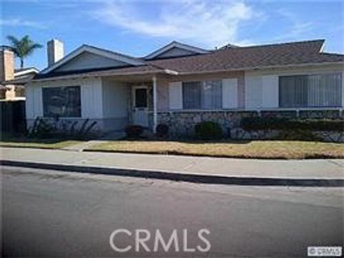 16582 Sabot Ln, Huntington Beach, CA, 92647-4495 | Card Image