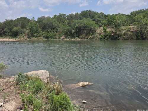33360 Texas Hill Country Trl, Uvalde, TX, 78801 | Card Image