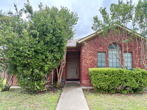 13339 Fall Manor Dr, Dallas, TX, 75243-2431 | Card Image