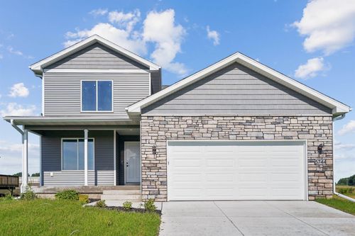 5744 Wall St Street, Waterloo, IA, 50701 | Card Image