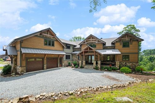 6 Valley Watch Ct, Banner Elk, NC, 28604-6388 | Card Image