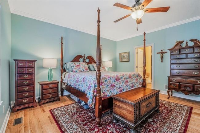 1303 Shinnecock Ct, House other with 4 bedrooms, 4 bathrooms and 2 parking in Adams Twp PA | Image 25