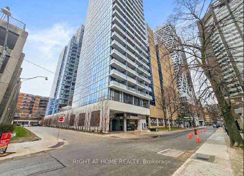 2011-210 Simcoe Street, Toronto, ON, M5T0A9 | Card Image