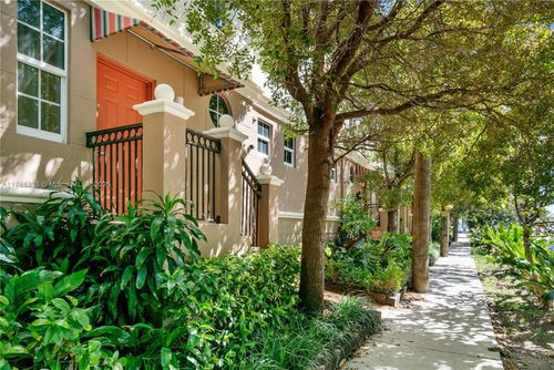 115-3232 Sw 22nd Ter, Miami, FL, 33145-3110 | Card Image
