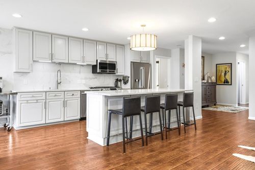 7224-7224 W Mequon Square Drive, Mequon, WI, 53092 | Card Image