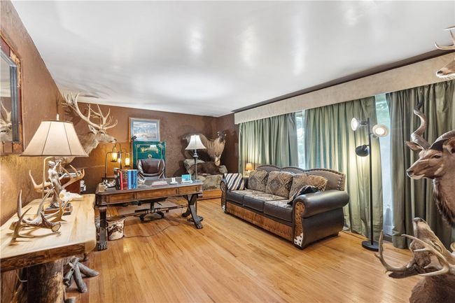829 Hecla Rd, House other with 5 bedrooms, 3 bathrooms and 2 parking in Mt. Pleasant Twp - Wml PA | Image 16