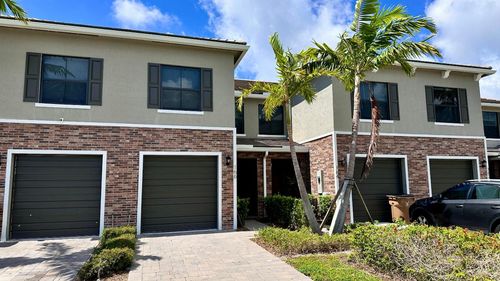 166 Se 5th Ct, Deerfield Beach, FL, 33441-4750 | Card Image
