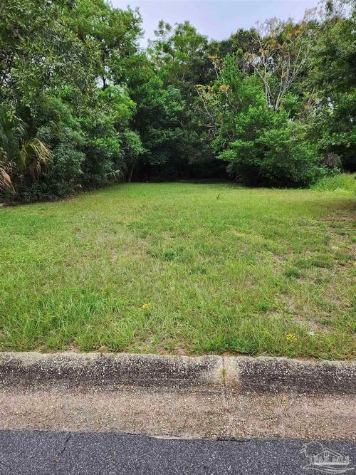 2407 N Tarragona St, Pensacola, FL, 32503-3761 | Card Image