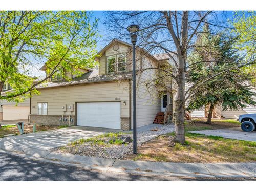 1018 Winona Cir, Loveland, CO, 80537-4586 | Card Image