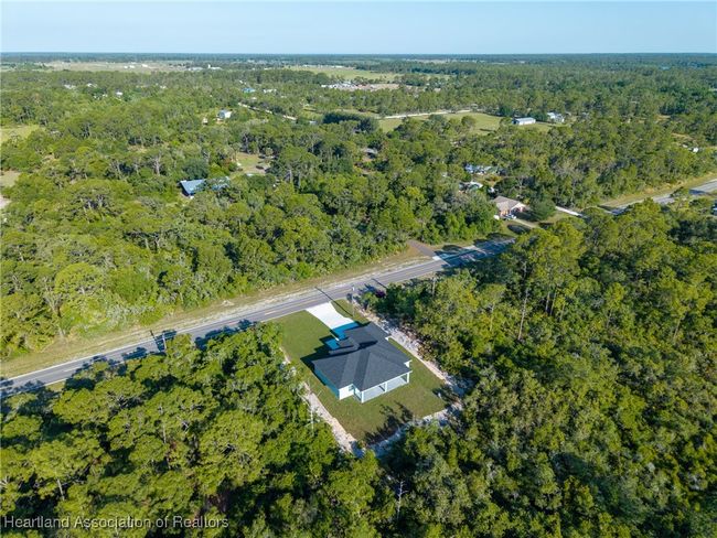 9816 S Orange Blossom Blvd, House other with 3 bedrooms, 2 bathrooms and null parking in Sebring FL | Image 5