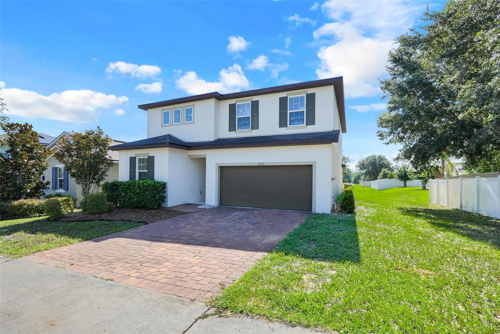 Residential in GROVELAND 3