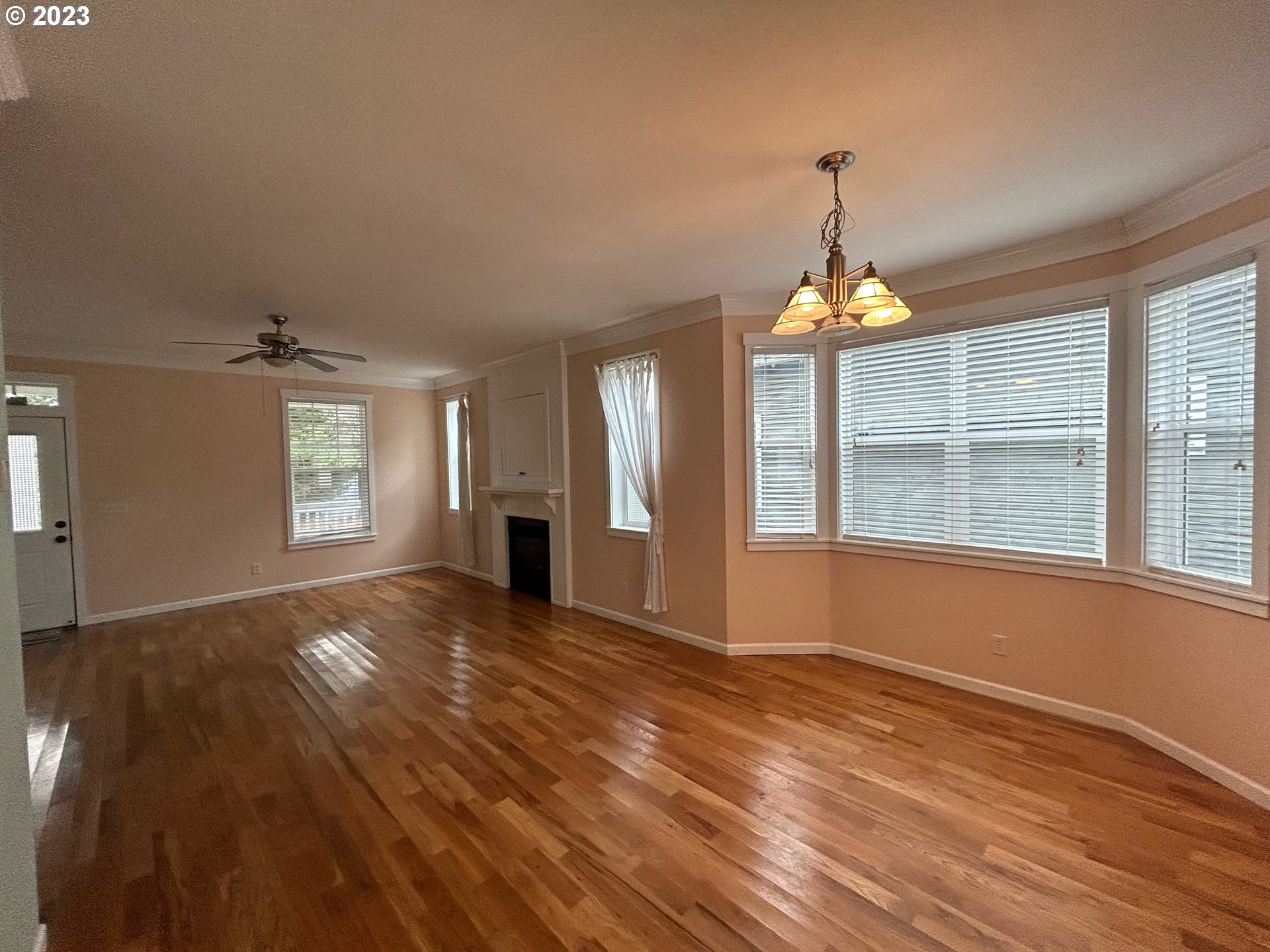 Oceanview St, Depoe Bay, OR 97341