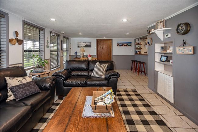 329 E Bayshore Dr, House other with 4 bedrooms, 2 bathrooms and null parking in Palacios TX | Image 12