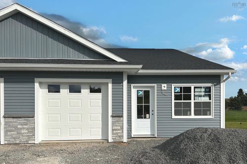 13669 Highway 1, Hants Border, NS, B0P1P0 | Card Image