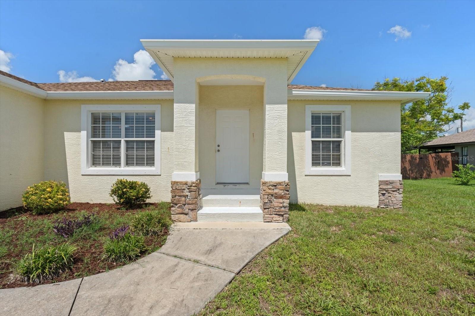 Dateland St, Englewood, FL 34224