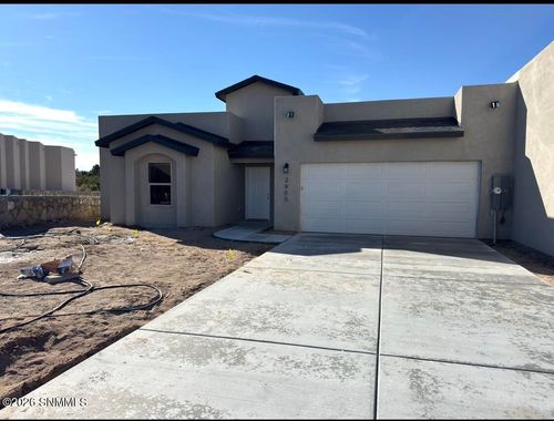 2905 Maddox Loop, Las Cruces, NM, 88011-5274 | Card Image