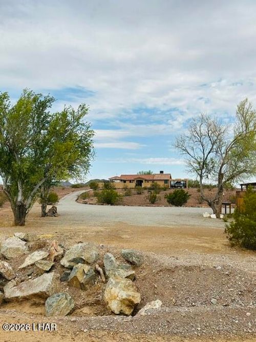 42832 La Posa Rd, Bouse, AZ, 85325 | Card Image