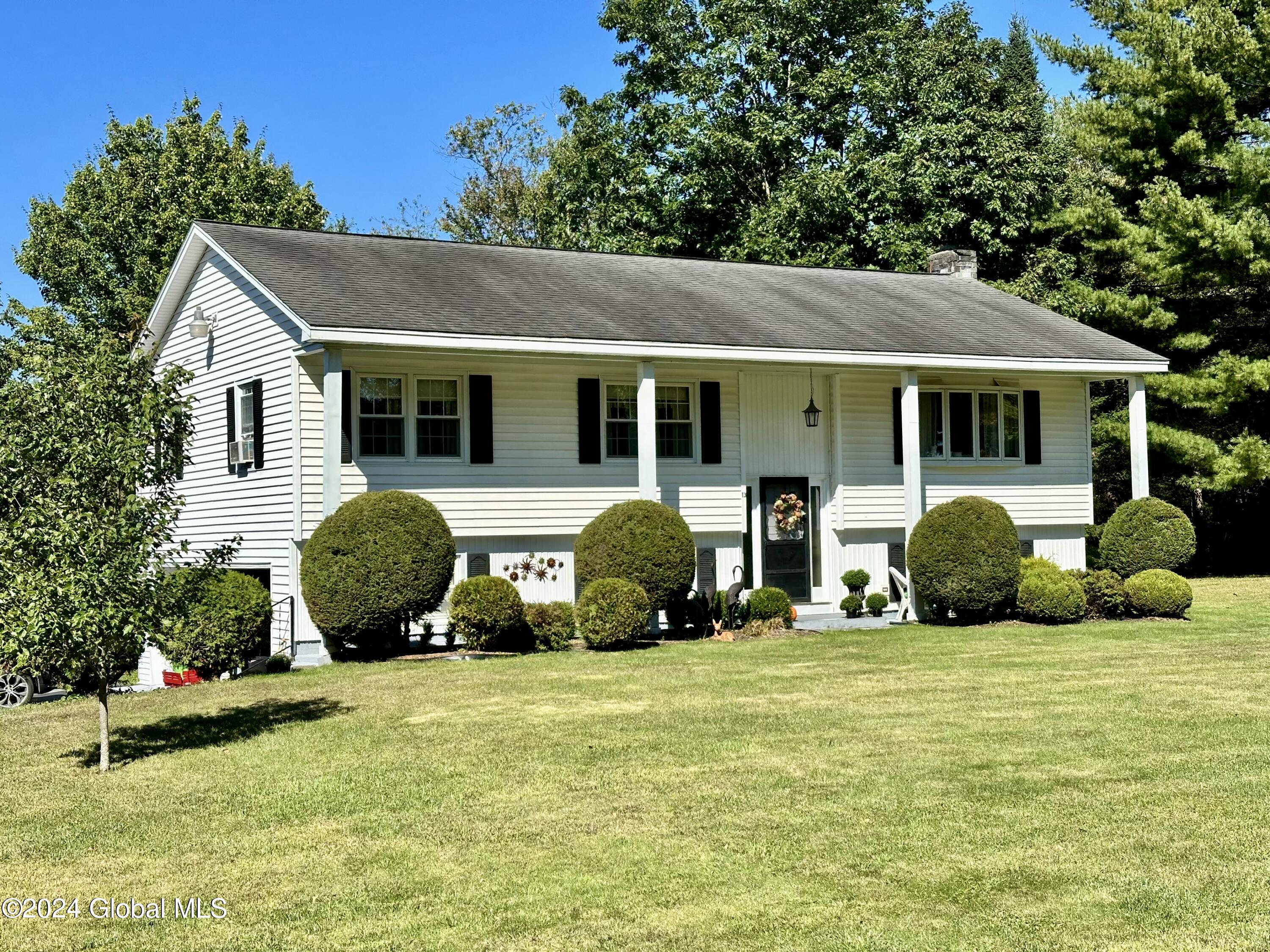 Wall St, Corinth, NY 12822