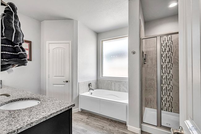 6917 Mcpherson Ln, House other with 4 bedrooms, 2 bathrooms and 2 parking in Midland TX | Image 17