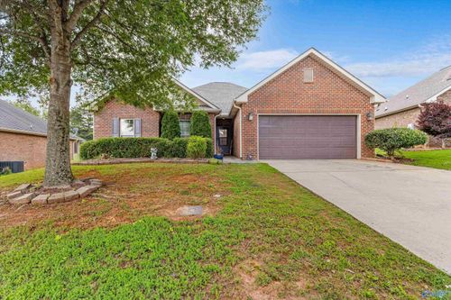 14337 Turnberry Ln, Athens, AL, 35613-8188 | Card Image