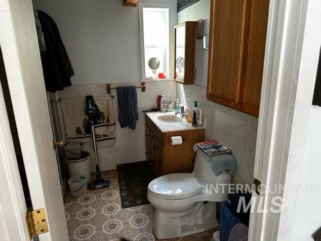 86 Valgem Rd, Home with 2 bedrooms, 1 bathrooms and null parking in Cascade ID | Image 10