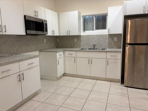 2916 Nw 51st St, Miami, FL, 33142-3561 | Card Image