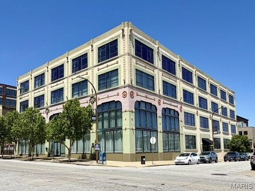 408-and-409-2201 Locust St, Saint Louis, MO, 63103-1509 | Card Image