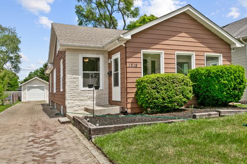 1518 Melrose Ave, Waukegan, IL, 60085-5321 | Card Image