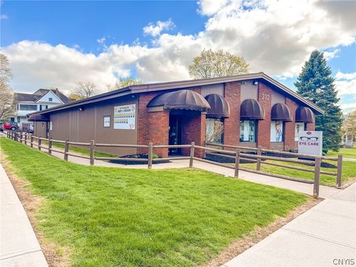 232 Genesee Street, Auburn, NY, 13021 | Card Image