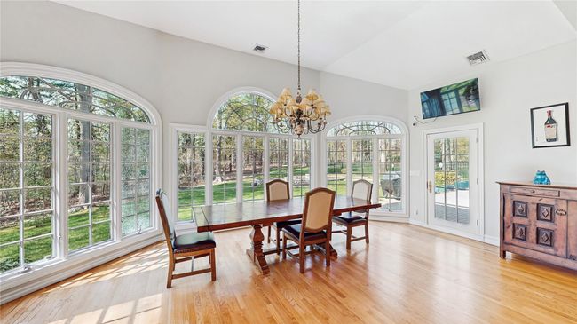 Breakfast nook | Image 9