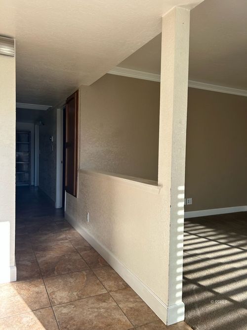 520 S Silver Ridge St, Ridgecrest, CA, 93555-5311 | Card Image