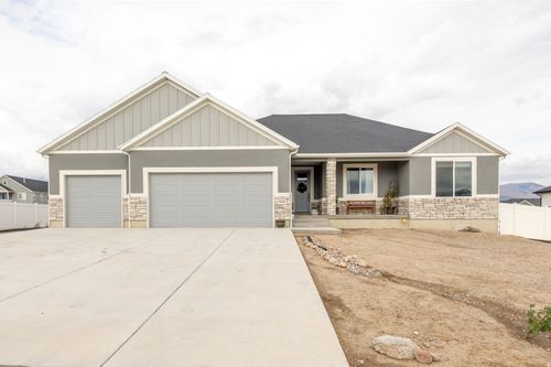 624 S Maxwell Dr, Grantsville, UT, 84029-3738 | Card Image