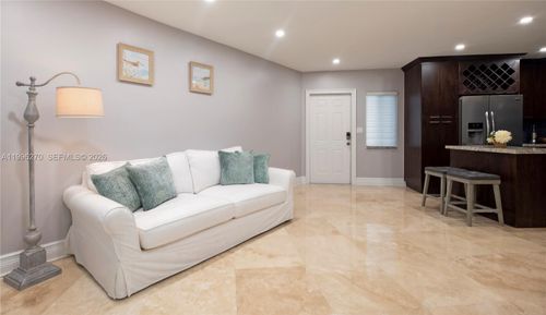 235-1723 Ne Miami Gardens Dr, Miami, FL, 33179-5371 | Card Image