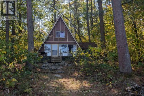 7128 Go Home Lake Shore, Port Severn, ON, L0K1S0 | Card Image