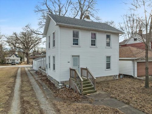205 E Oak St, Fairbury, IL, 61739-1637 | Card Image
