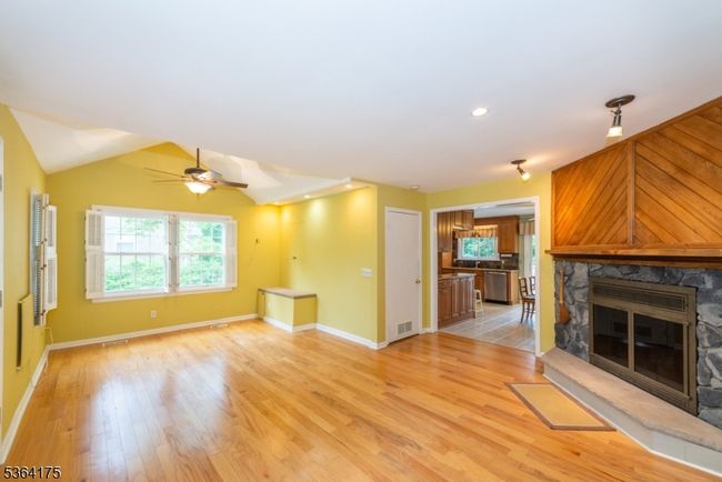 6 Condit St, House other with 3 bedrooms, 2 bathrooms and null parking in Succasunna NJ | Image 8
