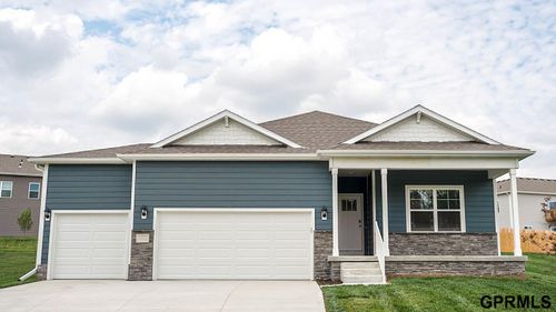 11904 S 107th Ave, Papillion, NE, 68046-5955 | Card Image