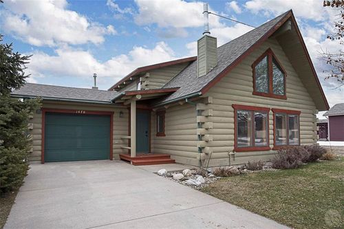 1470 Lazy M St, Red Lodge, MT, 59068-9101 | Card Image