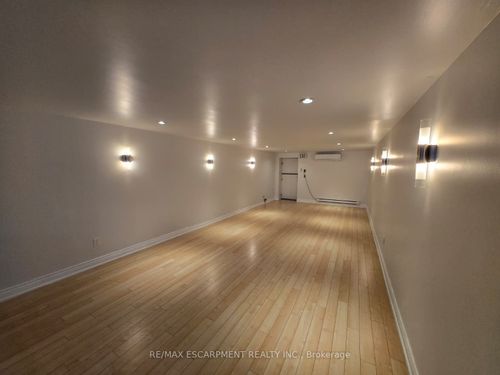 107-33 Villiers St, Toronto, ON, M5A1A9 | Card Image